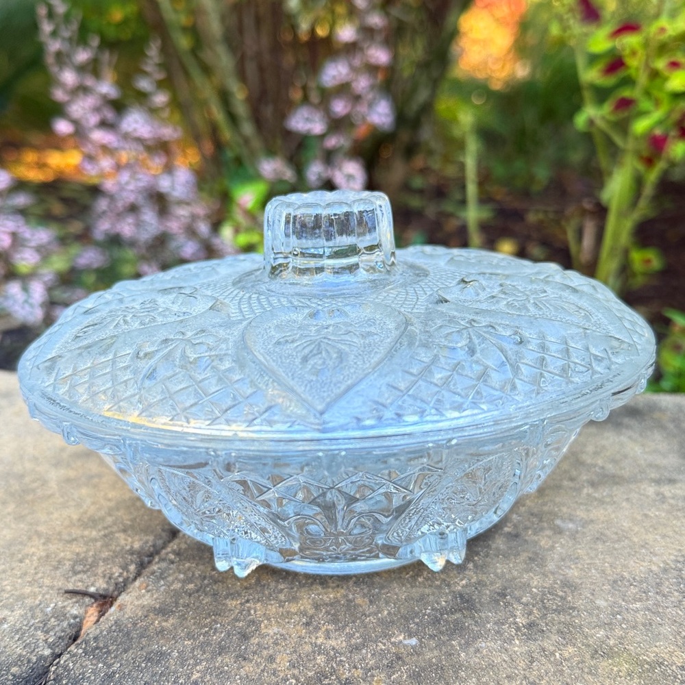 KIG Malaysia VTG Glass Large Covered Candy Trinket Dish & Lid Hearts & Flowers